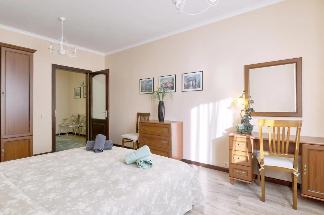 1Br Apartment In The Old City Center Kiev Oekraïne