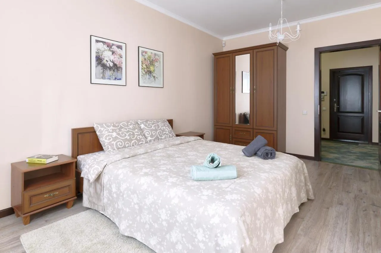 1Br Apartment In The Old City Center Kiev